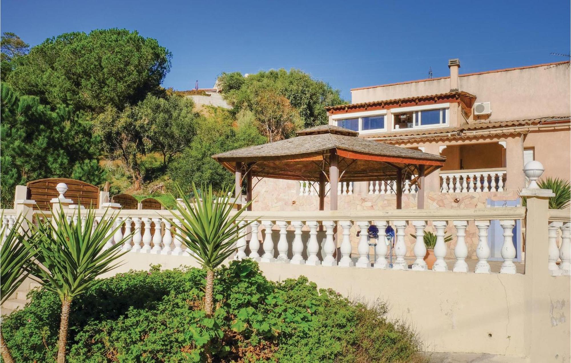 Lovely Apartment In Bastelicaccia With Wifi Buitenkant foto