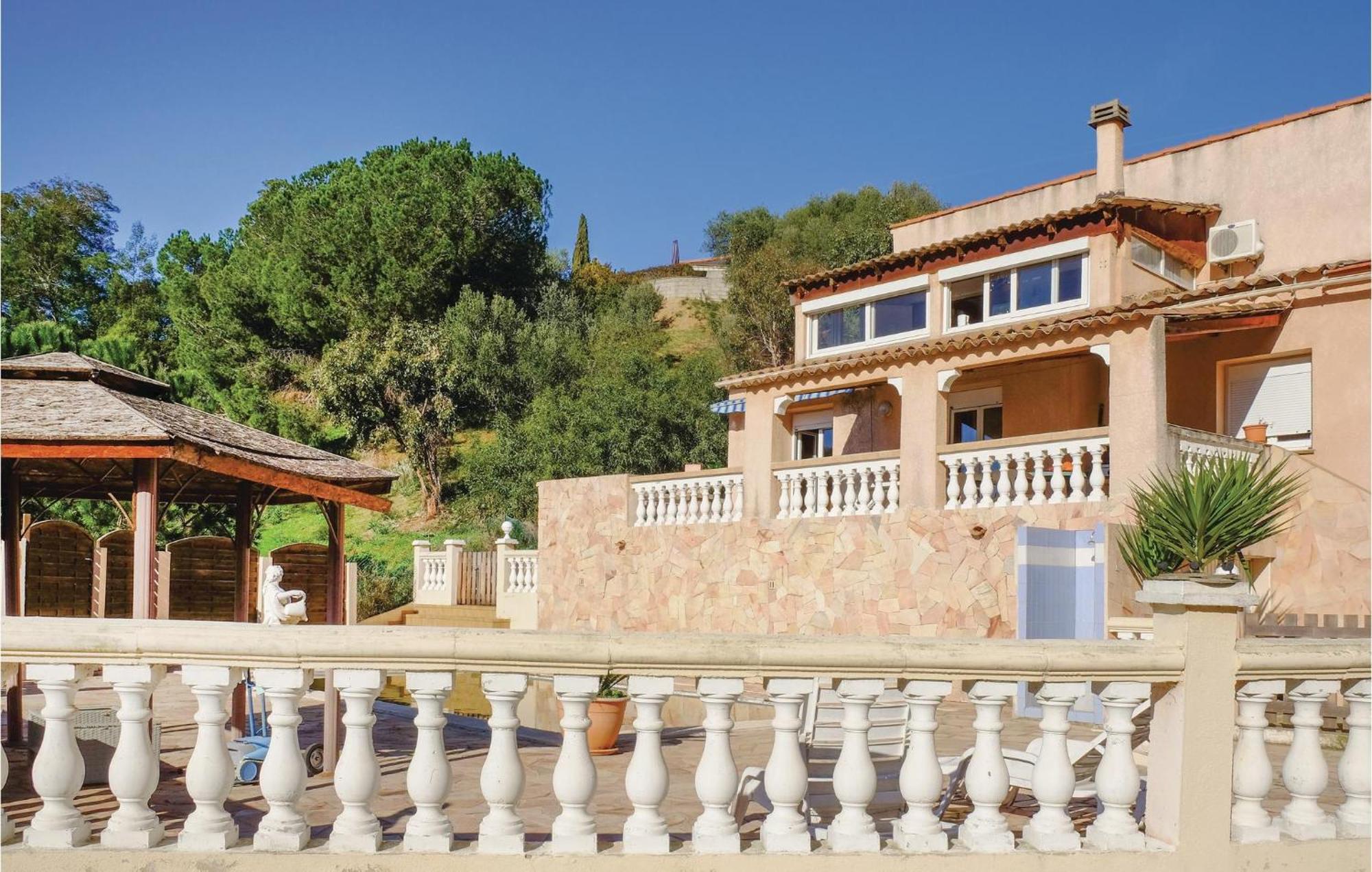 Lovely Apartment In Bastelicaccia With Wifi Buitenkant foto